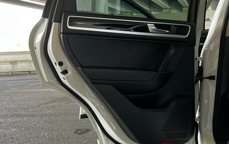 Volkswagen Touareg III, 2012 год, 1 900 000 рублей, 30 фотография