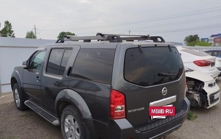 Nissan Pathfinder, 2011 год, 700 000 рублей, 4 фотография
