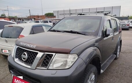 Nissan Pathfinder, 2011 год, 700 000 рублей, 3 фотография