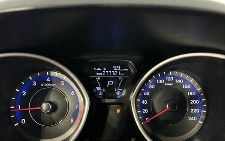 Hyundai Elantra V, 2011 год, 590 000 рублей, 17 фотография