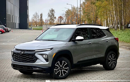 Chevrolet TrailBlazer, 2023 год, 2 300 000 рублей, 6 фотография