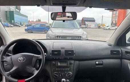 Toyota Avensis III рестайлинг, 2008 год, 750 000 рублей, 10 фотография