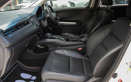 Honda Vezel, 2014 год, 1 278 000 рублей, 19 фотография
