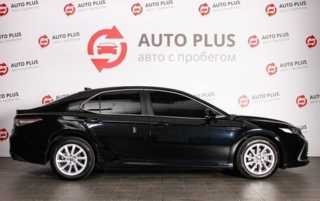 Toyota Camry, 2021 год, 3 050 000 рублей, 6 фотография