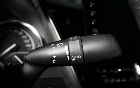 Toyota Camry, 2021 год, 3 050 000 рублей, 16 фотография
