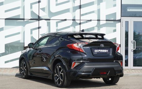 Toyota C-HR I рестайлинг, 2017 год, 1 690 000 рублей, 3 фотография