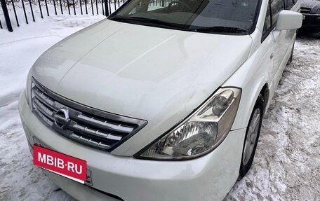 Nissan Presage II, 2003 год, 650 000 рублей, 4 фотография