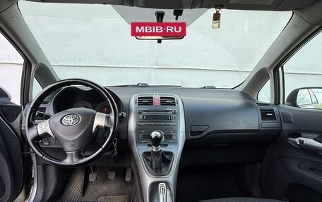 Toyota Auris II, 2008 год, 750 000 рублей, 12 фотография