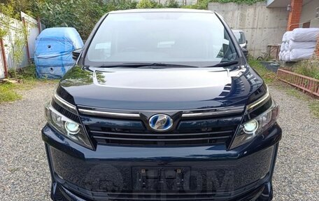 Toyota Voxy III, 2014 год, 1 390 000 рублей, 34 фотография