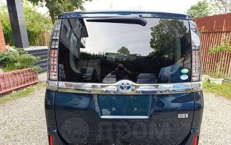 Toyota Voxy III, 2014 год, 1 390 000 рублей, 35 фотография