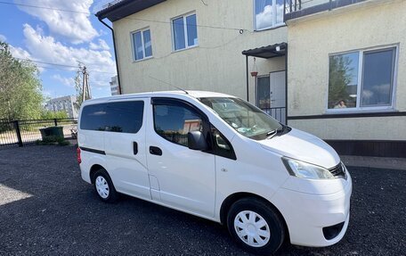 Nissan NV200, 2017 год, 1 900 000 рублей, 3 фотография