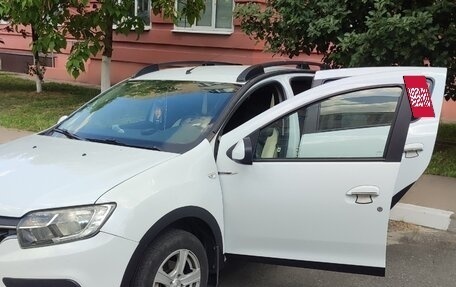 Renault Sandero II рестайлинг, 2018 год, 1 400 000 рублей, 4 фотография