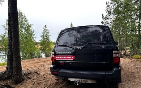 Toyota Land Cruiser 100 рестайлинг 2, 2004 год, 1 900 000 рублей, 4 фотография