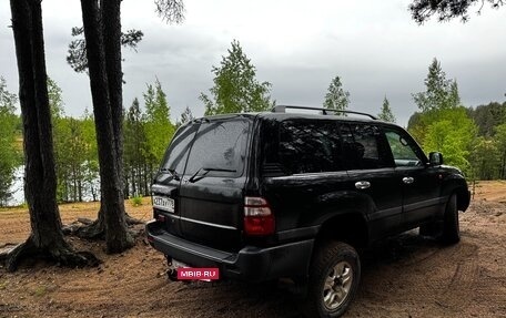 Toyota Land Cruiser 100 рестайлинг 2, 2004 год, 1 900 000 рублей, 3 фотография