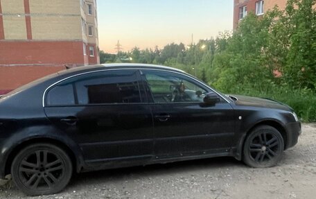 Skoda Superb III рестайлинг, 2003 год, 300 000 рублей, 3 фотография