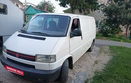 Volkswagen Transporter T4, 2000 год, 650 000 рублей, 2 фотография