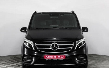 Mercedes-Benz V-Класс, 2018 год, 4 499 000 рублей, 2 фотография