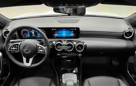 Mercedes-Benz A-Класс, 2022 год, 1 789 003 рублей, 5 фотография