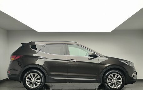 Hyundai Santa Fe III рестайлинг, 2017 год, 2 078 000 рублей, 3 фотография
