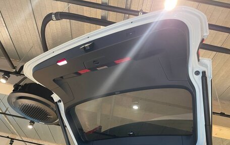 Volkswagen Tiguan II, 2022 год, 4 000 000 рублей, 1 фотография