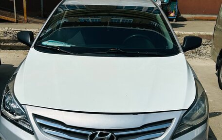 Hyundai Solaris II рестайлинг, 2016 год, 480 000 рублей, 1 фотография
