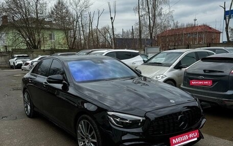 Mercedes-Benz E-Класс, 2022 год, 6 500 000 рублей, 1 фотография