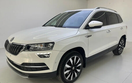 Skoda Karoq I, 2022 год, 1 698 003 рублей, 1 фотография
