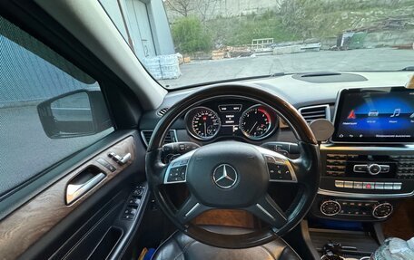 Mercedes-Benz M-Класс, 2012 год, 2 400 000 рублей, 10 фотография