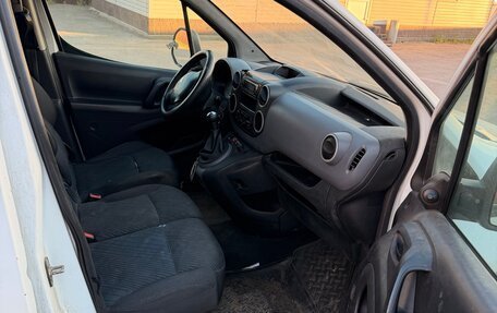 Peugeot Partner II рестайлинг 2, 2010 год, 330 000 рублей, 12 фотография