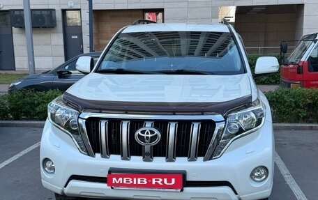 Toyota Land Cruiser Prado 150 рестайлинг 2, 2017 год, 4 330 000 рублей, 4 фотография