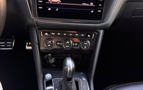 Volkswagen Tiguan II, 2020 год, 2 900 000 рублей, 13 фотография