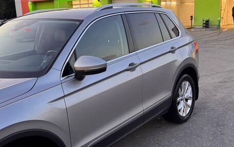 Volkswagen Tiguan II, 2020 год, 2 900 000 рублей, 5 фотография