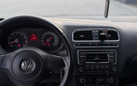 Volkswagen Polo VI (EU Market), 2013 год, 850 000 рублей, 19 фотография