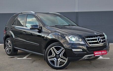 Mercedes-Benz M-Класс, 2011 год, 1 945 000 рублей, 3 фотография