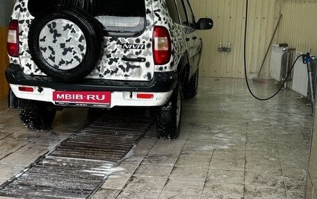 Chevrolet Niva I рестайлинг, 2003 год, 230 000 рублей, 7 фотография