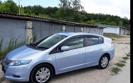 Honda Insight II рестайлинг, 2010 год, 900 000 рублей, 3 фотография