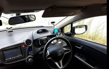 Honda Insight II рестайлинг, 2010 год, 900 000 рублей, 7 фотография