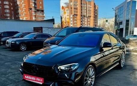 Mercedes-Benz E-Класс, 2022 год, 6 500 000 рублей, 3 фотография