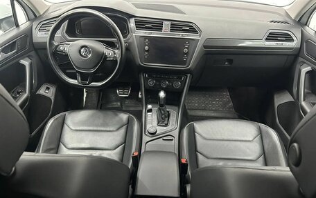 Volkswagen Tiguan II, 2019 год, 3 599 000 рублей, 11 фотография