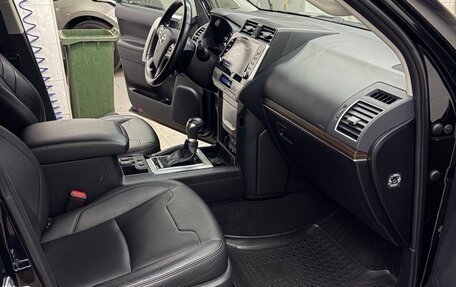 Toyota Land Cruiser Prado 150 рестайлинг 2, 2020 год, 6 150 000 рублей, 9 фотография