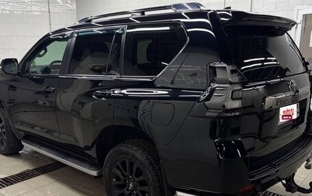 Toyota Land Cruiser Prado 150 рестайлинг 2, 2020 год, 6 150 000 рублей, 4 фотография