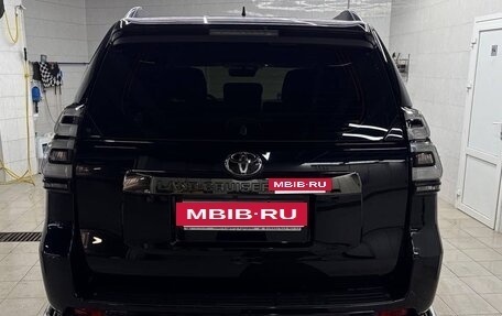 Toyota Land Cruiser Prado 150 рестайлинг 2, 2020 год, 6 150 000 рублей, 5 фотография
