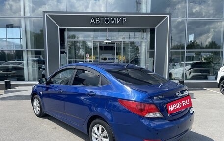 Hyundai Solaris II рестайлинг, 2012 год, 640 000 рублей, 7 фотография