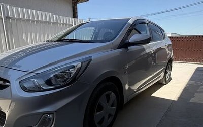 Hyundai Solaris II рестайлинг, 2012 год, 1 100 000 рублей, 1 фотография
