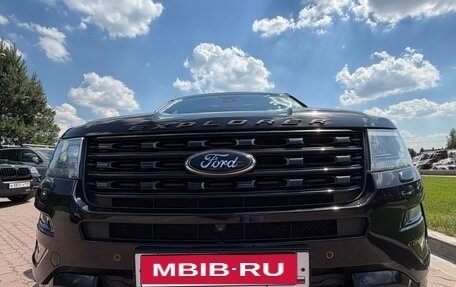 Ford Explorer VI, 2018 год, 4 500 000 рублей, 1 фотография