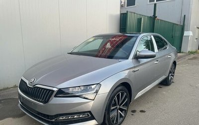 Skoda Superb III рестайлинг, 2025 год, 2 750 000 рублей, 1 фотография