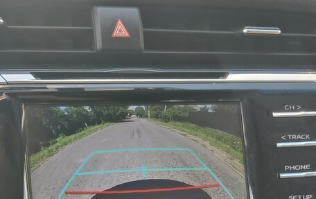 Toyota Camry, 2018 год, 1 900 000 рублей, 5 фотография