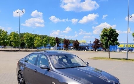 BMW 3 серия, 2005 год, 1 300 000 рублей, 3 фотография