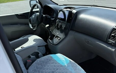 KIA Carnival III, 2009 год, 1 200 000 рублей, 18 фотография