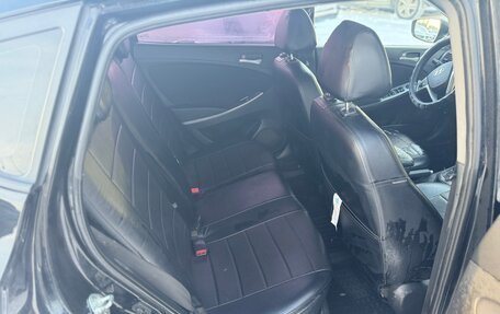 Hyundai Solaris II рестайлинг, 2015 год, 590 000 рублей, 11 фотография